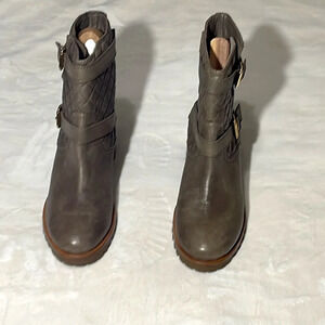 Kate Spade Samara Mousse Leather Boots Grey size 9.5M